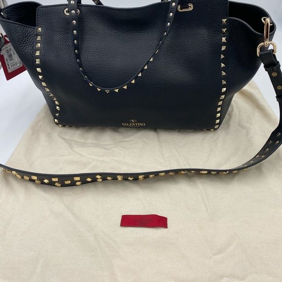 Women’s Valentino Garavani rockstud pebble grain calfskin tote bag made in Italy - Picture 4 of 17